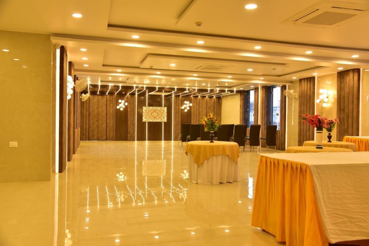 Hotel Nexus L Hotels In Charbagh Lucknow Exterior photo