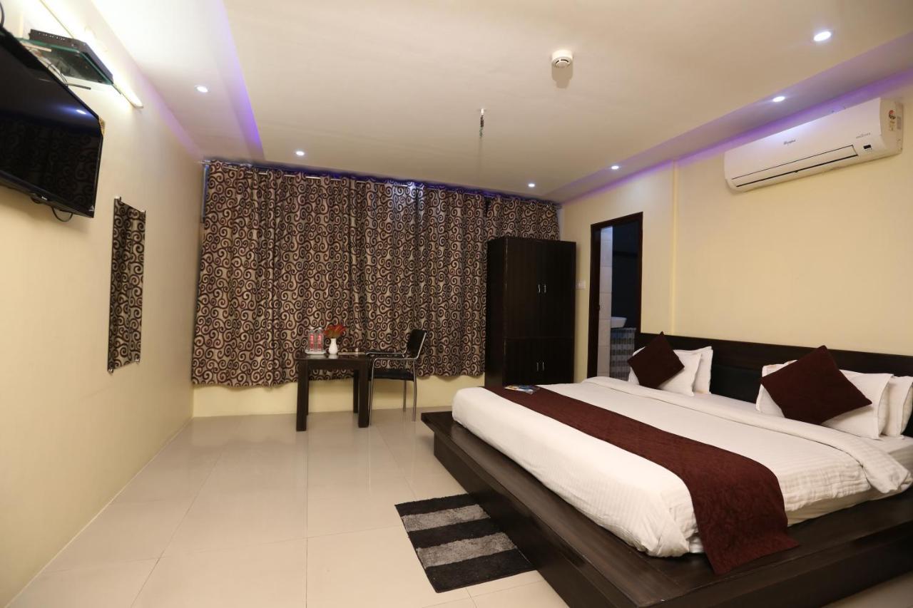 Hotel Nexus L Hotels In Charbagh Lucknow Exterior photo