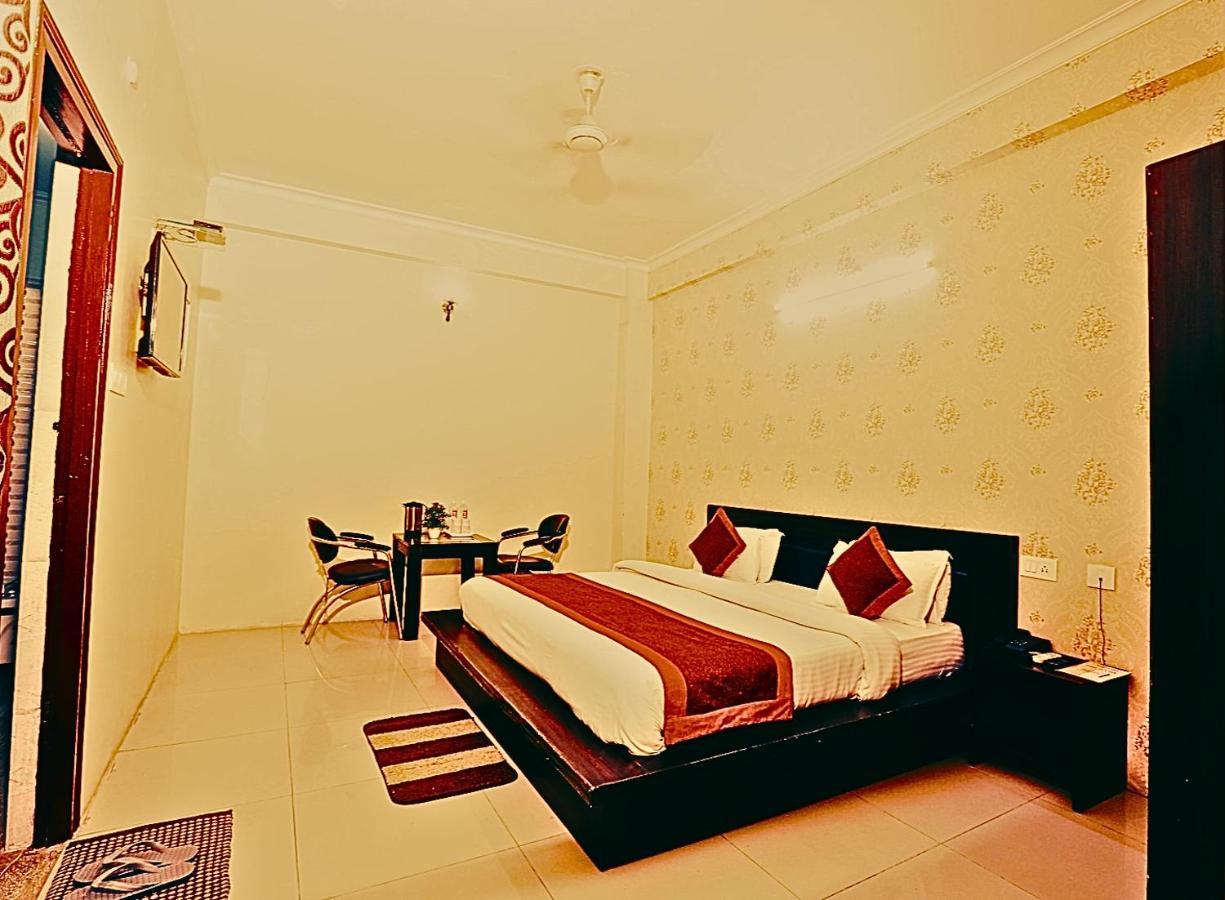 Hotel Nexus L Hotels In Charbagh Lucknow Exterior photo