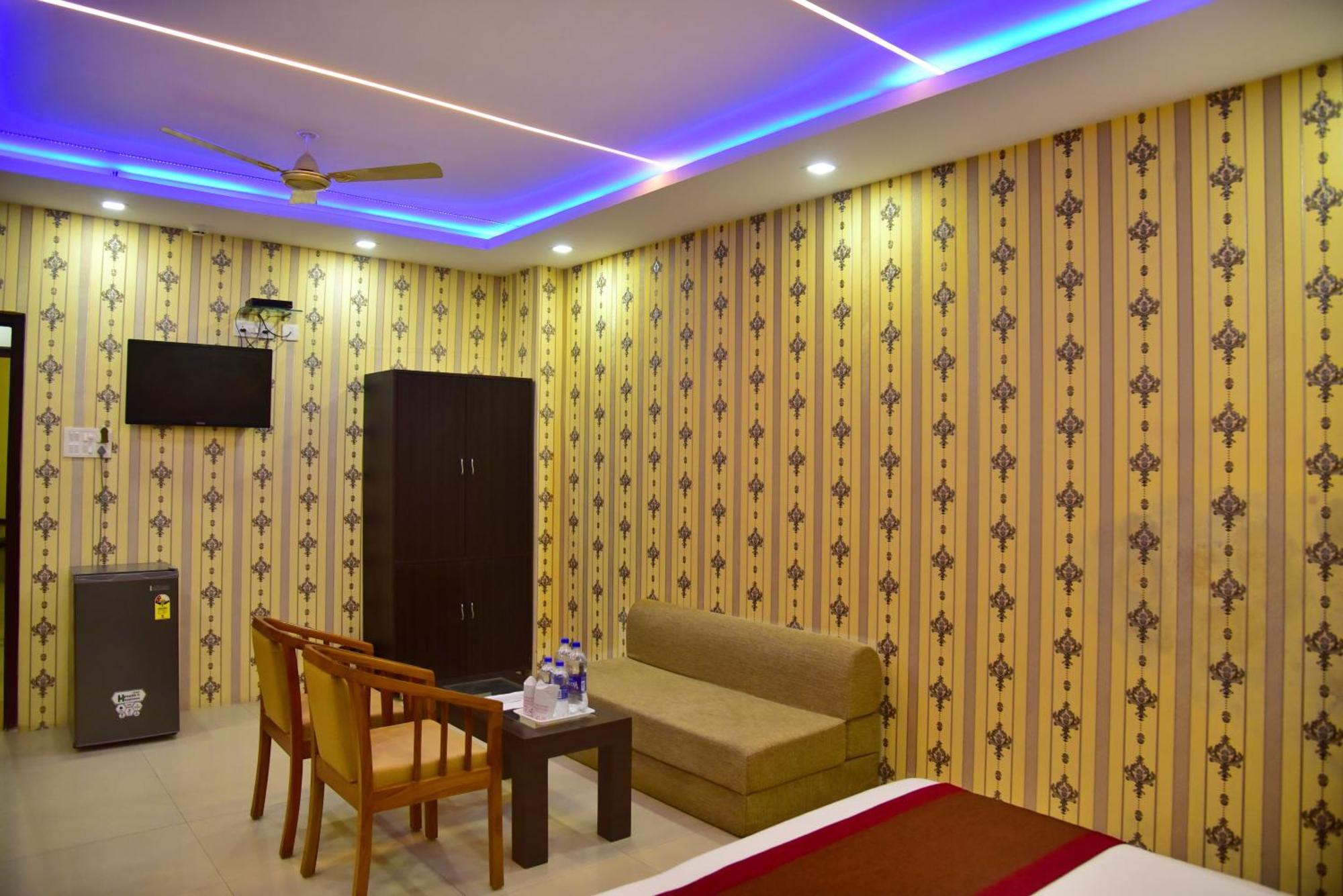 Hotel Nexus L Hotels In Charbagh Lucknow Exterior photo