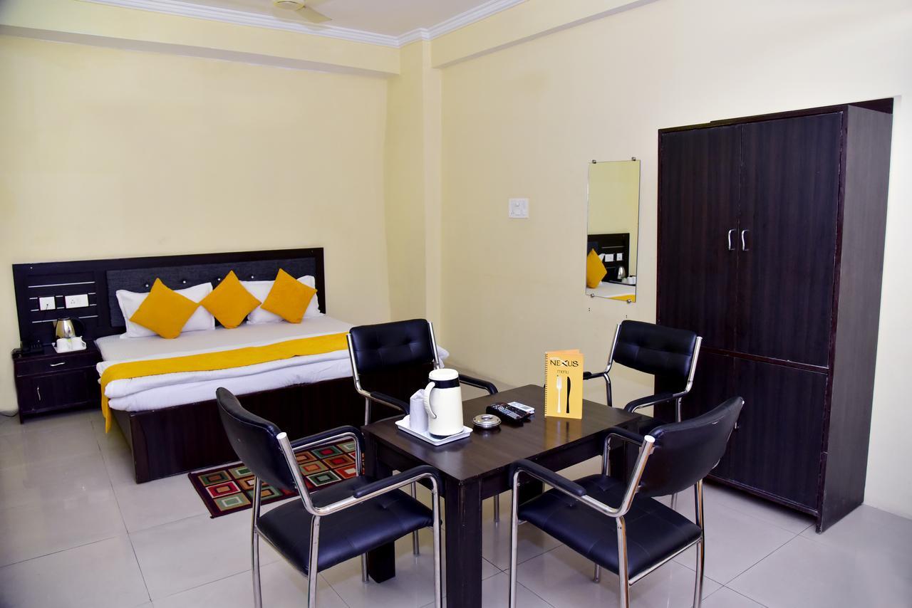 Hotel Nexus L Hotels In Charbagh Lucknow Exterior photo